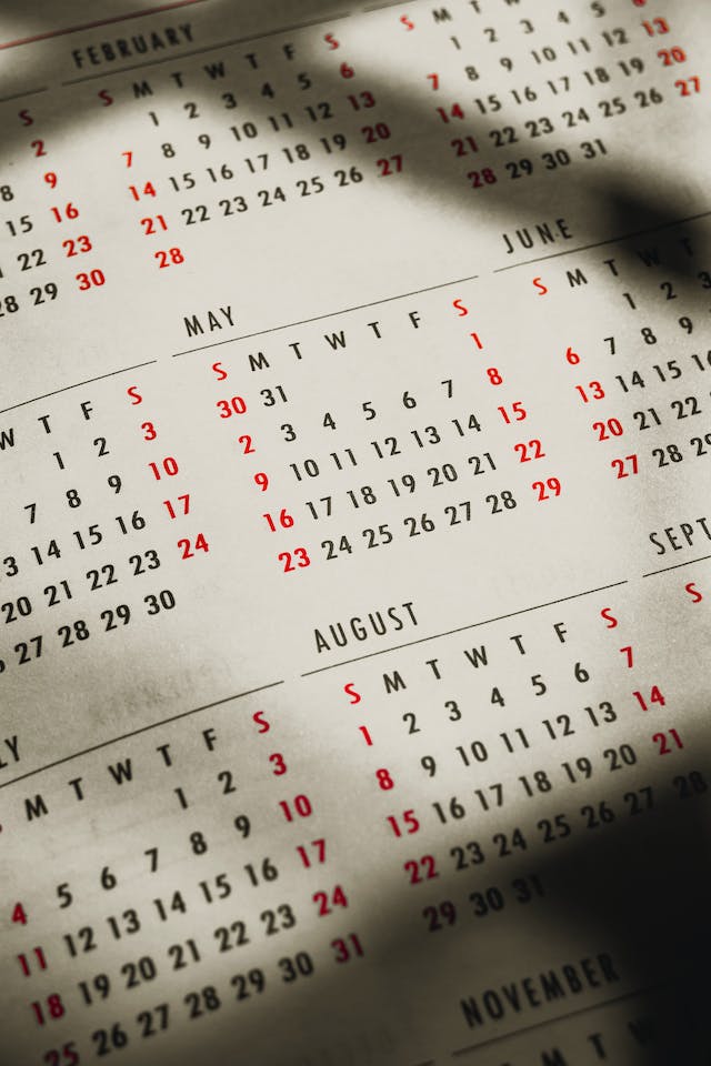 Tips Cetak Kalender Perusahaan yang Hemat Budget